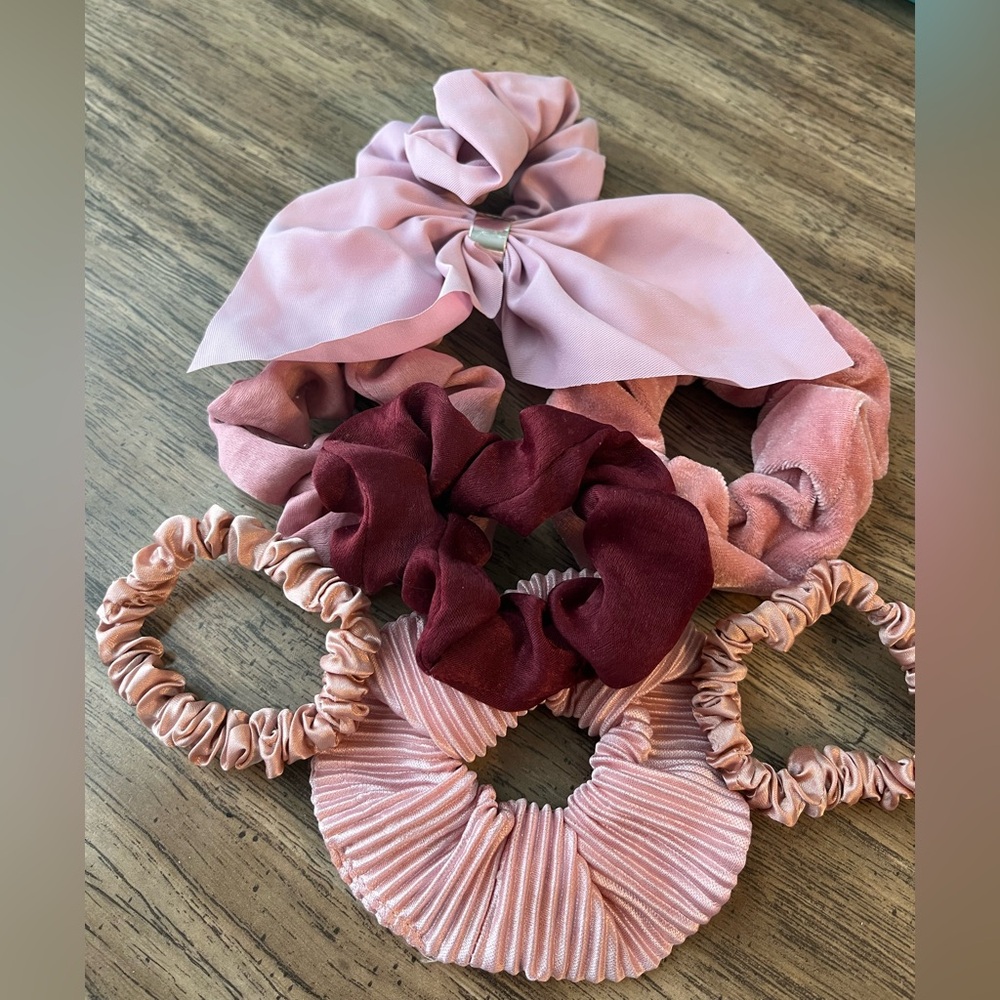 Pink Hair Scrunchies Set
